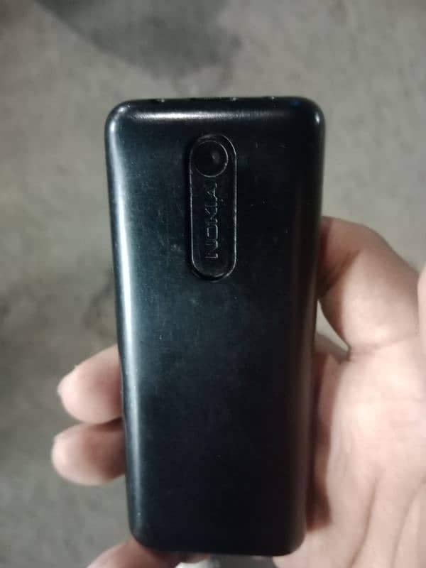 Nokia 108 with genuine battery, genuine casing and buttons 1