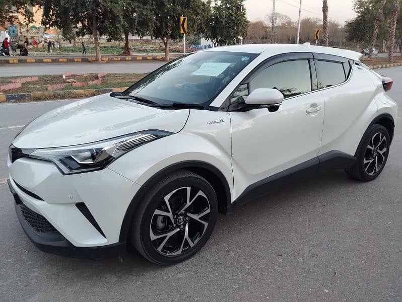 Toyota C-HR 2019 G-Led 0