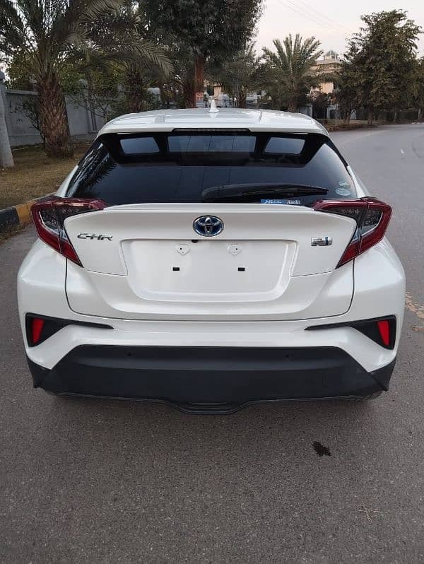 Toyota C-HR 2019 G-Led 4