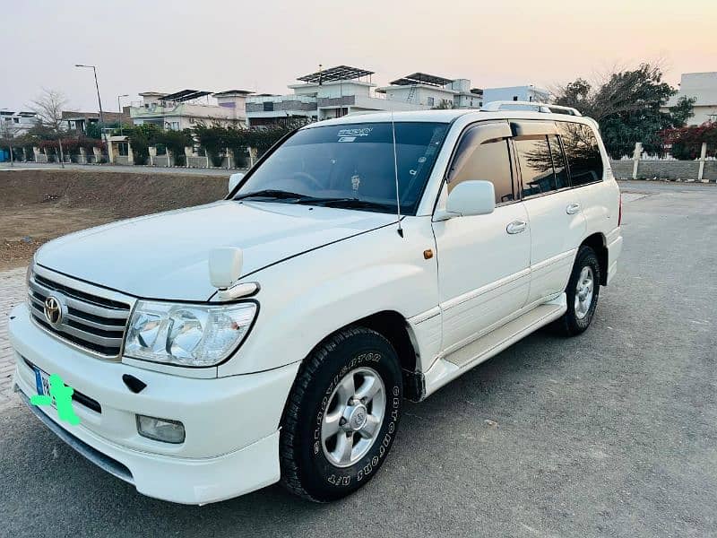 Toyota Land Cruiser 2002 1