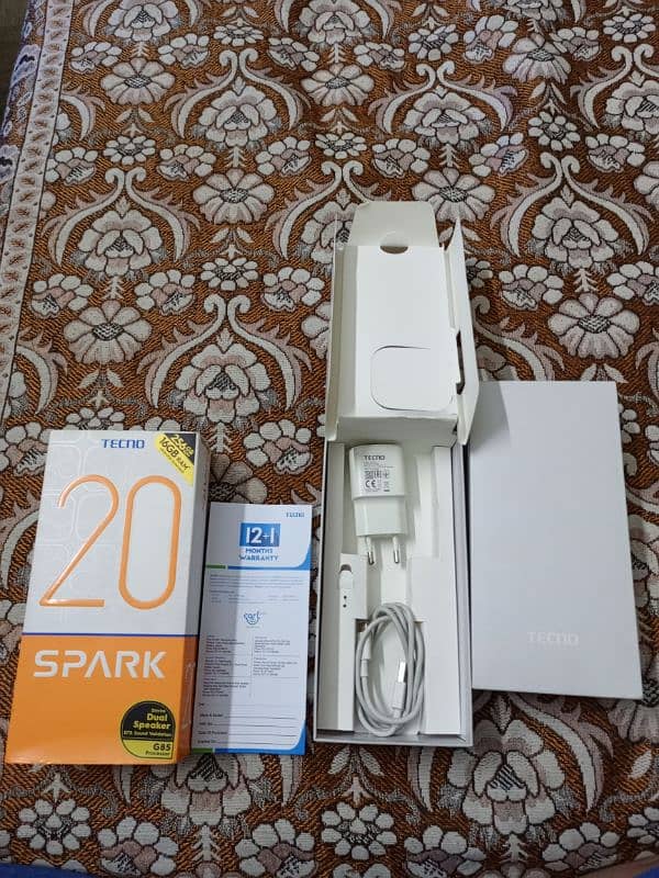 Tecno spark 20 16gb ram 256 GB memory 2