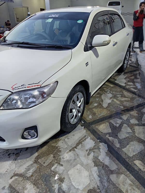 Toyota Corolla GLI 2012 automatic 1.6 1