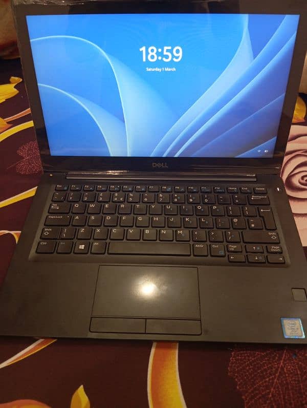 Dell laptop i5 8th generation latitude 7290 1