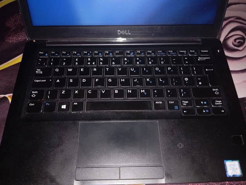 Dell laptop i5 8th generation latitude 7290 2