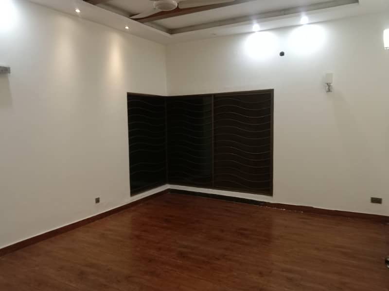 1 Kanal Super Out House Prime Hot For Sale dha Phase4 3