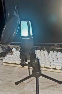 Rgb gaming mic with pop filter and shock mount