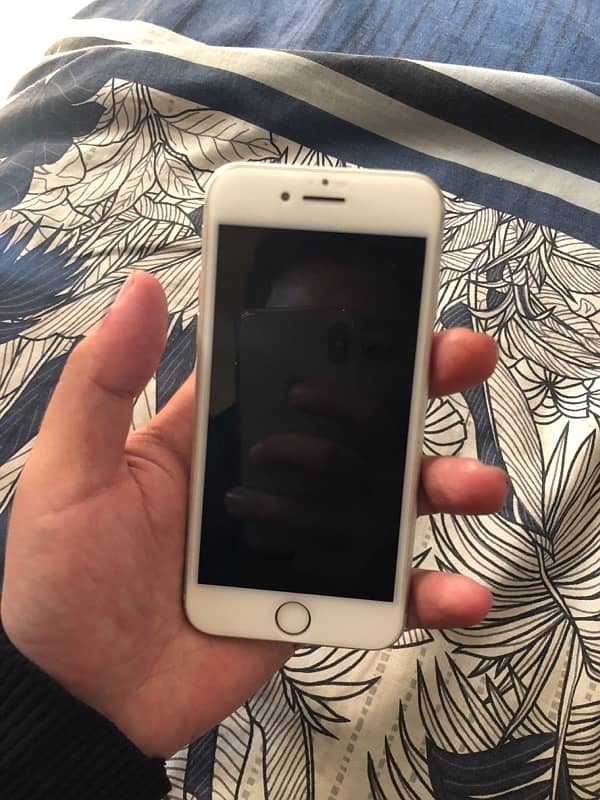 IPhone 7 PTA Approved 32 GB 1
