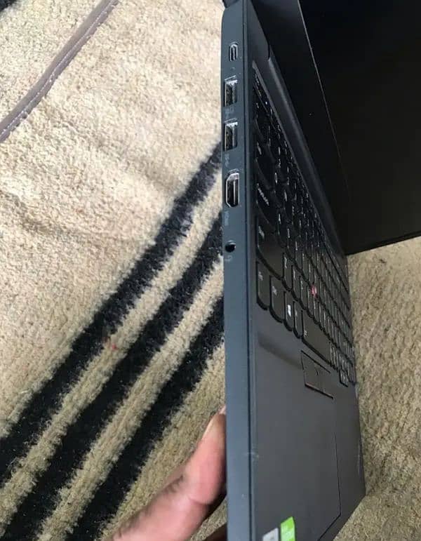 Lenovo Thinkpad i5 10Gen 8Gb 1TbSSD 3