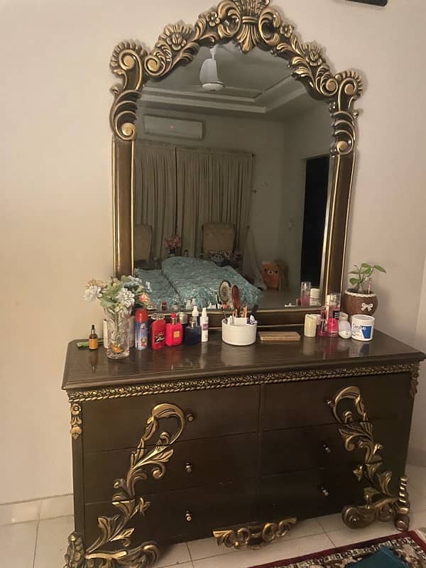 full bedroom set slightly used 5