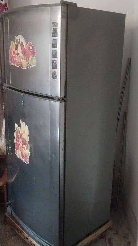 dowlance refrigerator gray color jumbo size 3