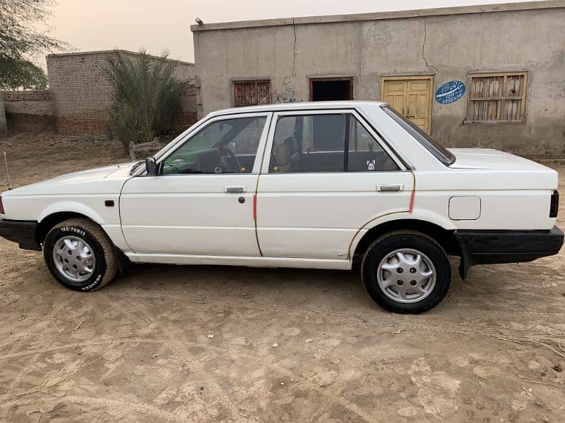 Nissan Sunny 1987 6