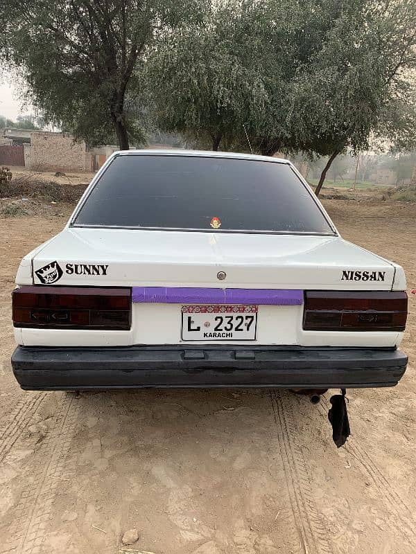 Nissan Sunny 1987 17