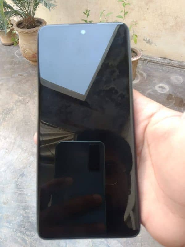 Infinix hot 40 pro 4