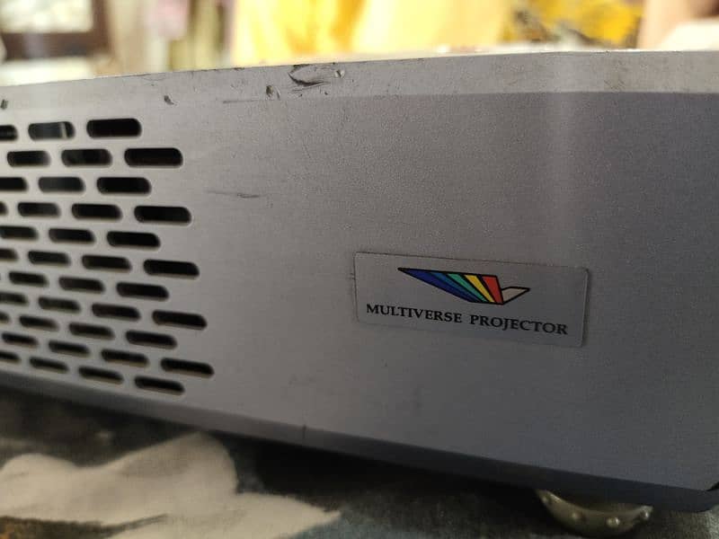 Sanyo Projector 7