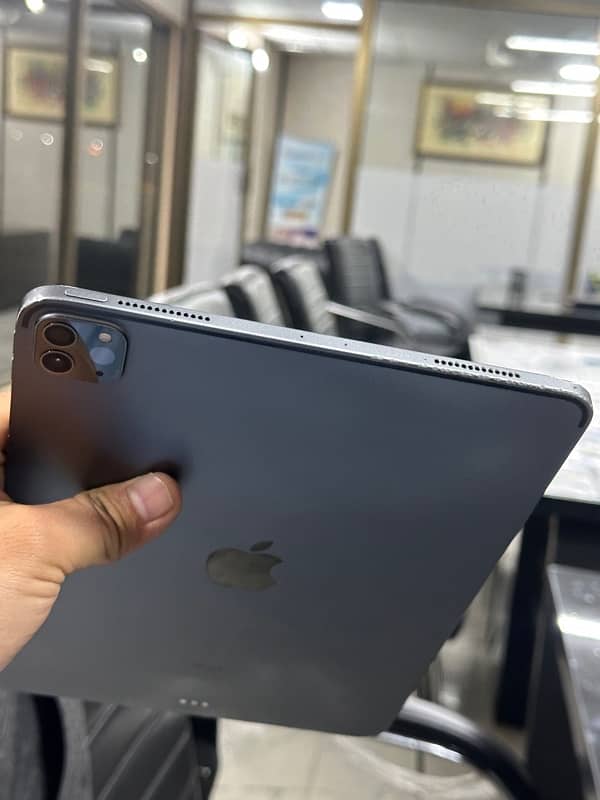 ipade pro 2020 ~128gb 11 inch 4