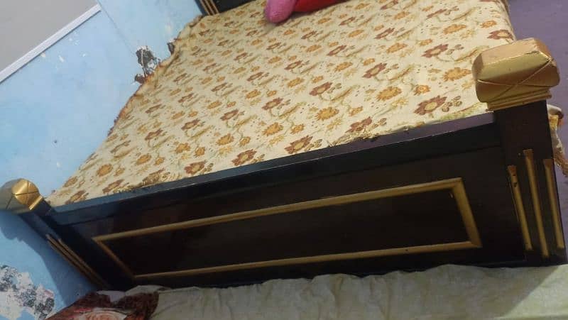 wooden bed with spring mattress 4