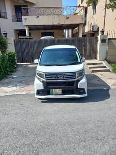 Daihatsu Move 2015