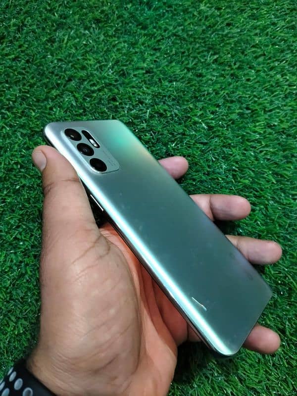 Oppo Reno 6    8/128gb 13