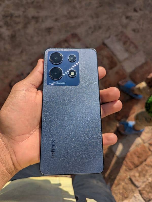 infinix note 30 . condition 10/10 . no repair no open 7