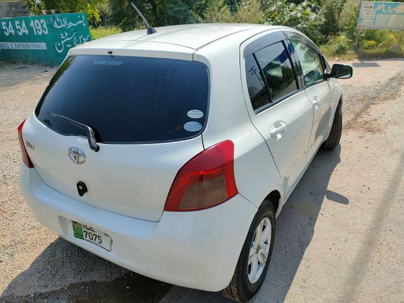 Toyota Vitz 2006 10