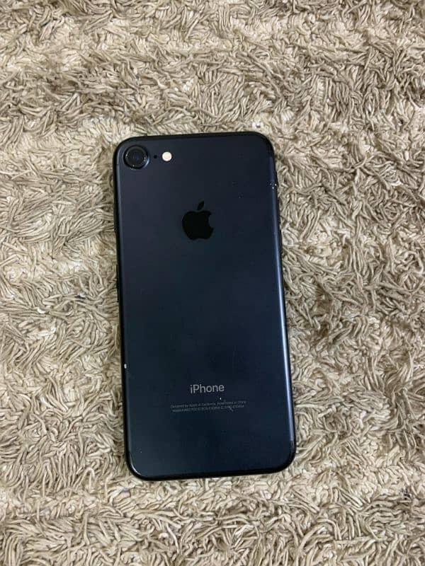 Iphone 7 32 Gb Non PTA 86% Betry Health10/10 condition no open repair 0