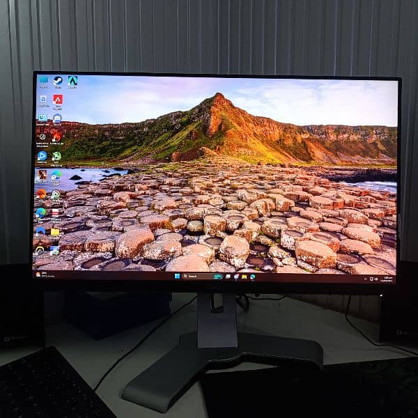 Dell 2419HC USB Monitor 0