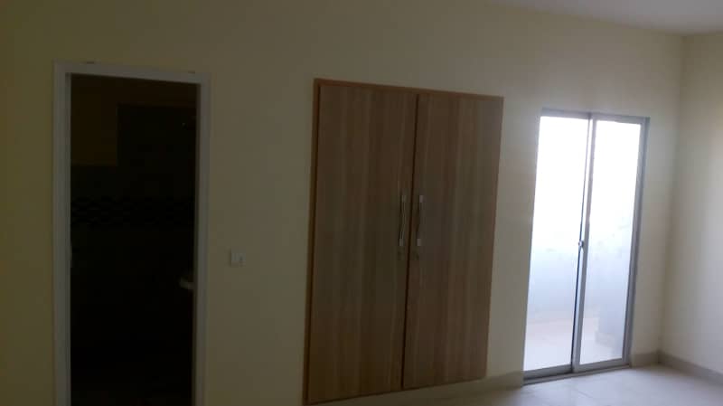 6 Rooms Flat 4 Bed DD For Rent 7