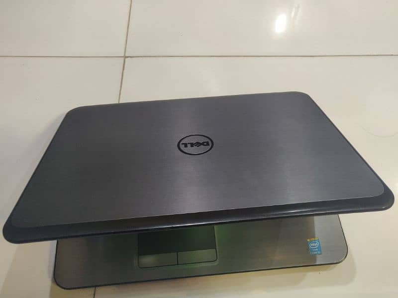 Dell latitude 2