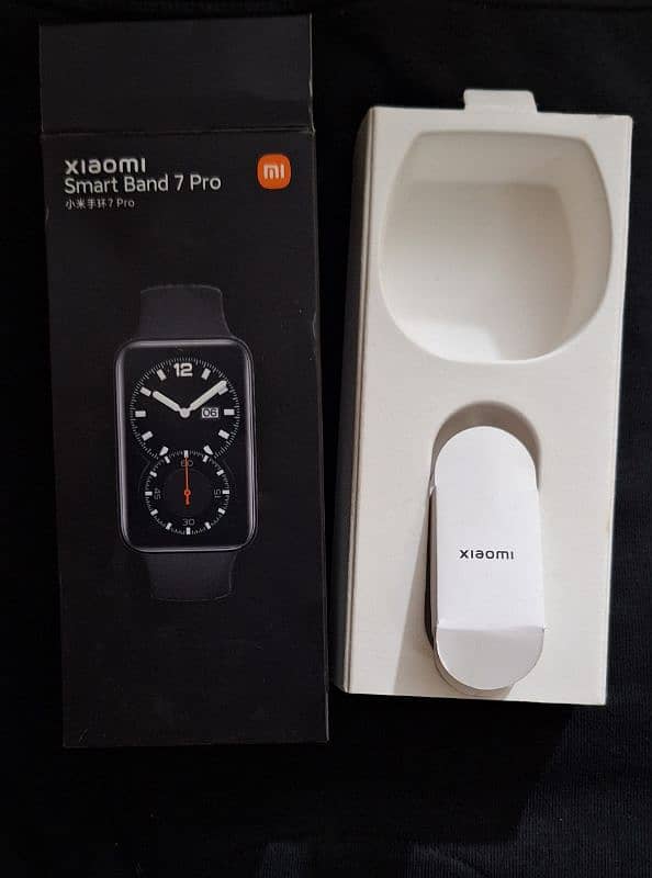 Xiaomi Smart Band 7 pro 0