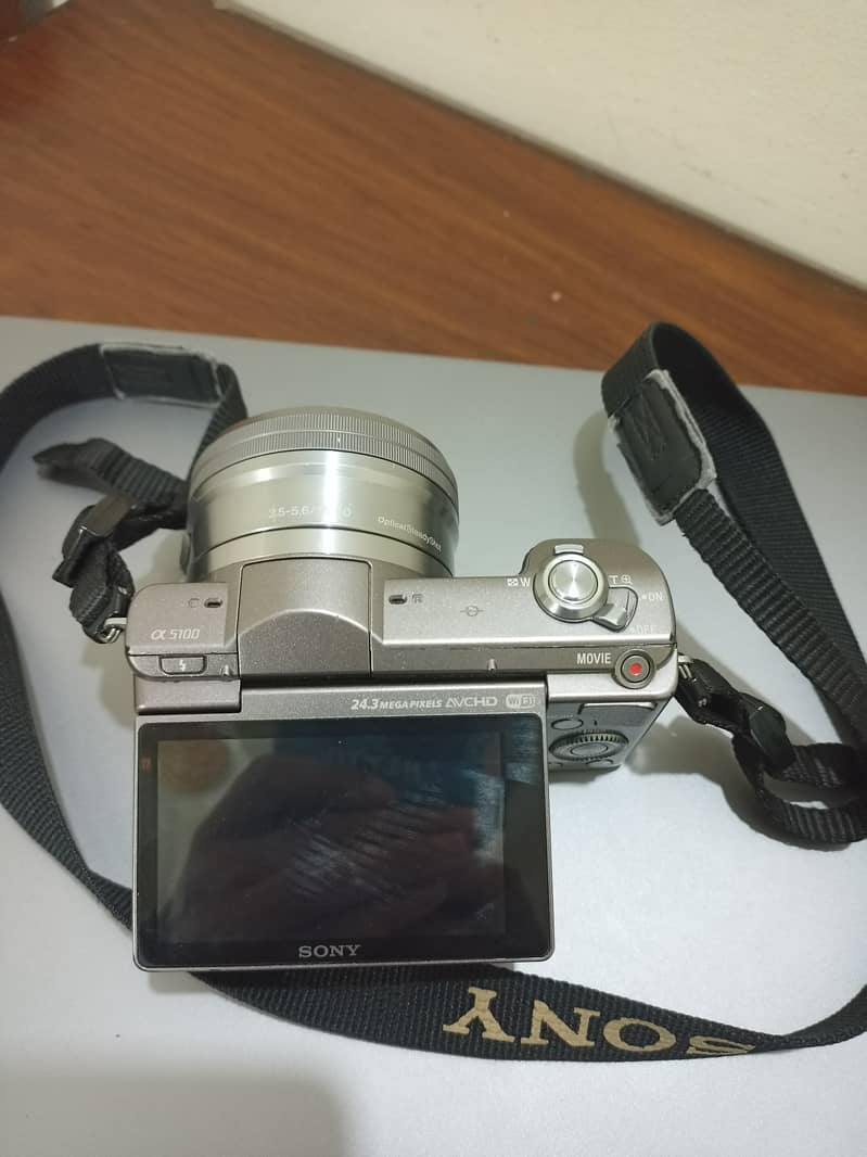 Sony Alpha 5100 8