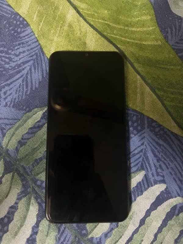 Vivo y33s in excellent condition 8gb + 4gb ram, 128 gb. 3