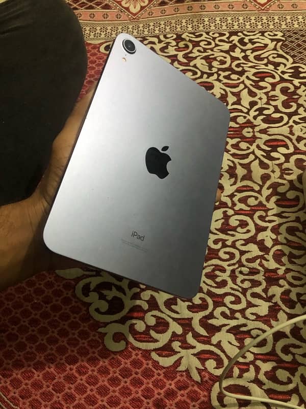 ipad mini 6 / 64 gb . . 10/10 5