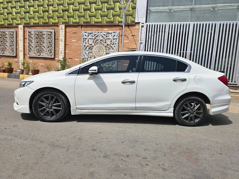 Honda Civic 2015 7