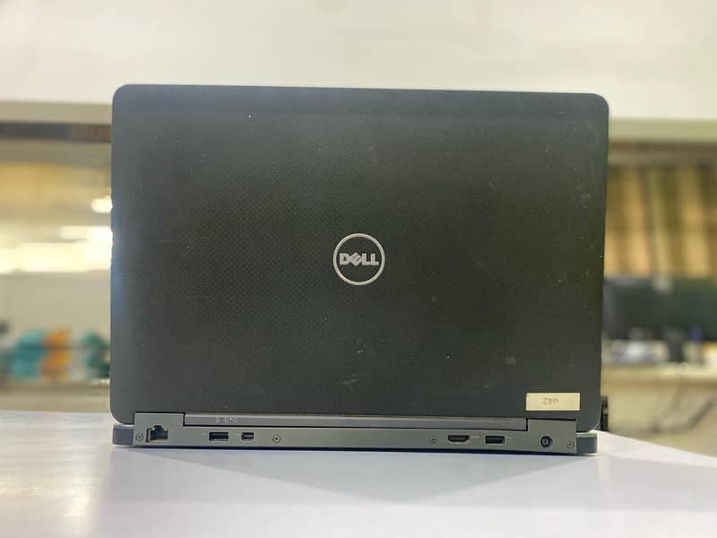 "Dell Latitude E7740" 3