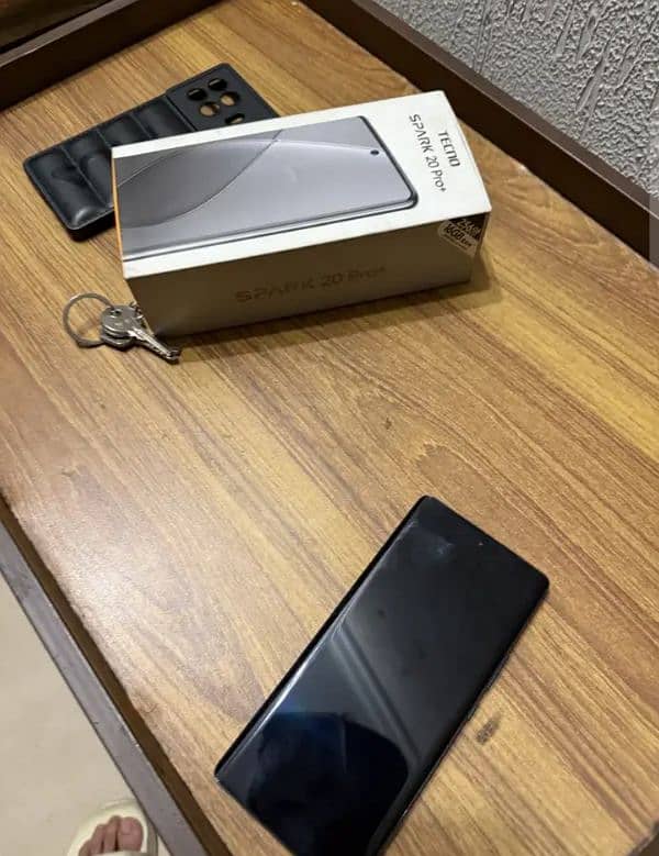 Tecno spark 20 pro plus 8+8= 256 GB Full Box 03096970586 whatsapp call 3