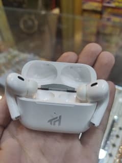 tech hunk air pods pro 2 newly condition whit color