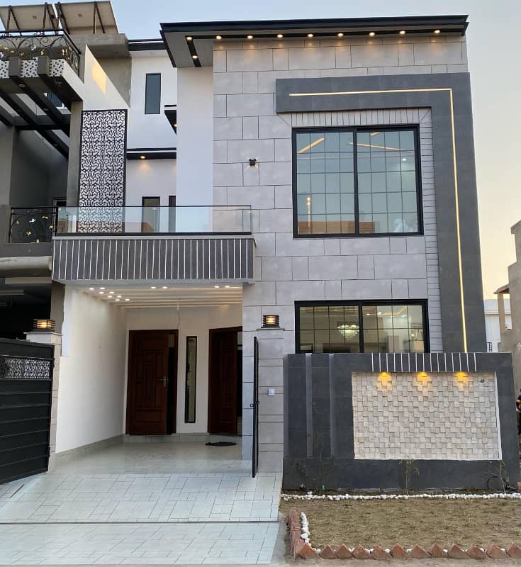 5 Marla Brand New Ultra Modern Design House For Sale In Khyban E Amin Lahore 0