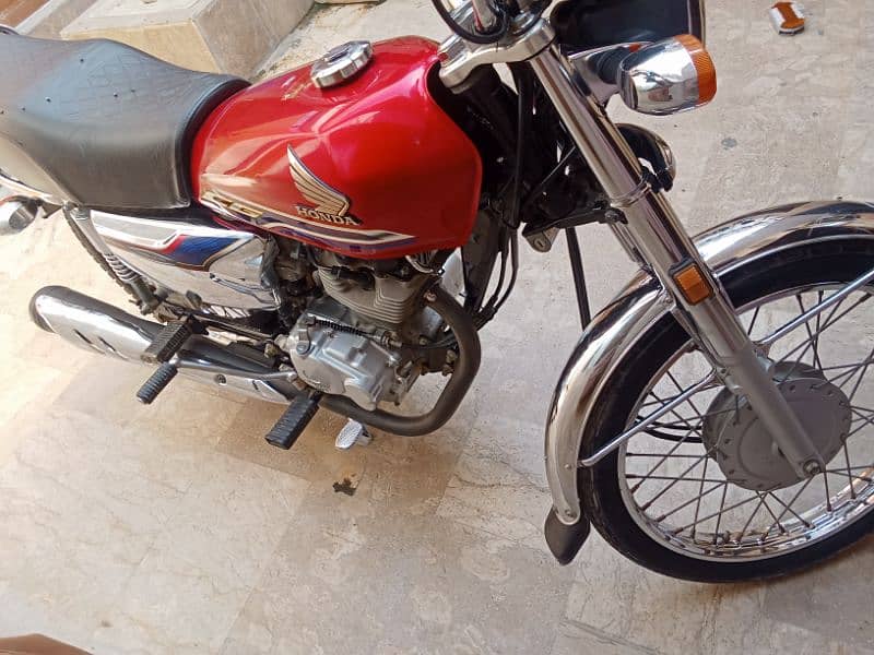 Honda 125 Self Start 1