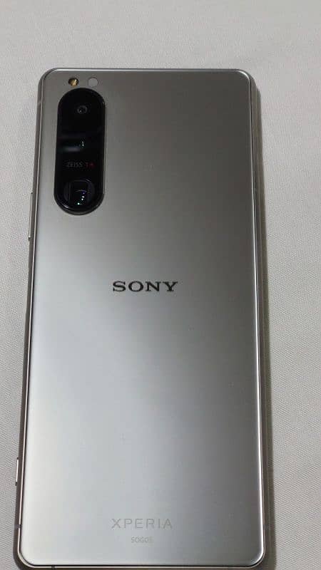 Sony Xperia 5 mark 3 12.128 10 by 10 2