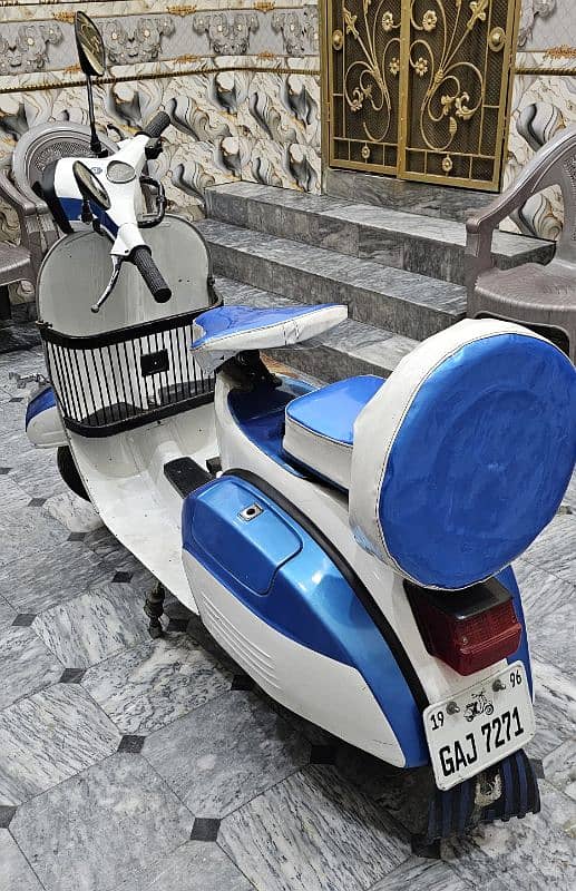 Renew Vespa Italy Italian 150cc 1