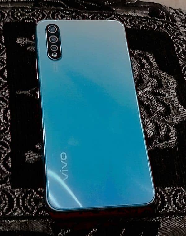 vivo s1 8/256 0