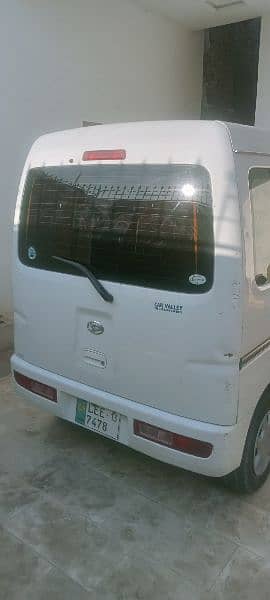 Daihatsu Hijet 2013 1