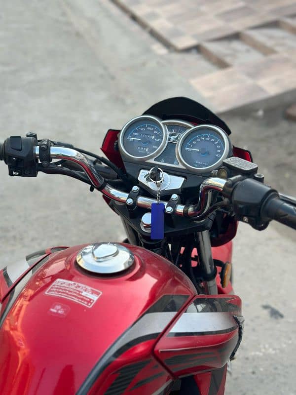 Honda CB 150F Brand New Bike 10