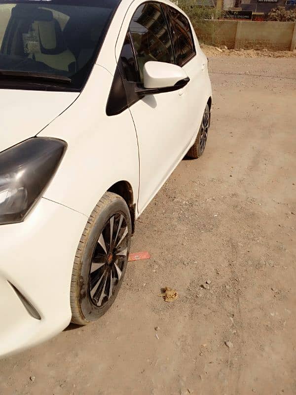 Toyota Vitz 2015 2