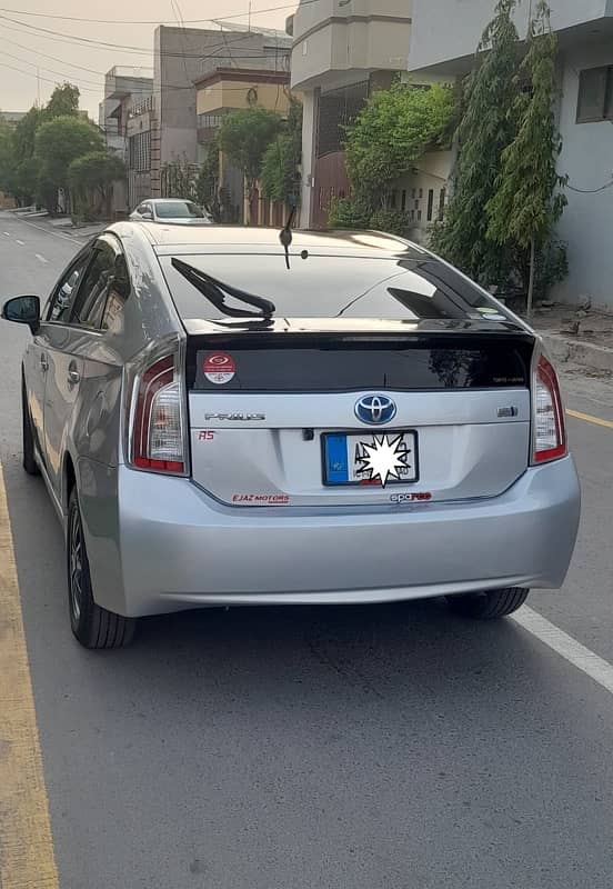 Toyota Prius 2013 8