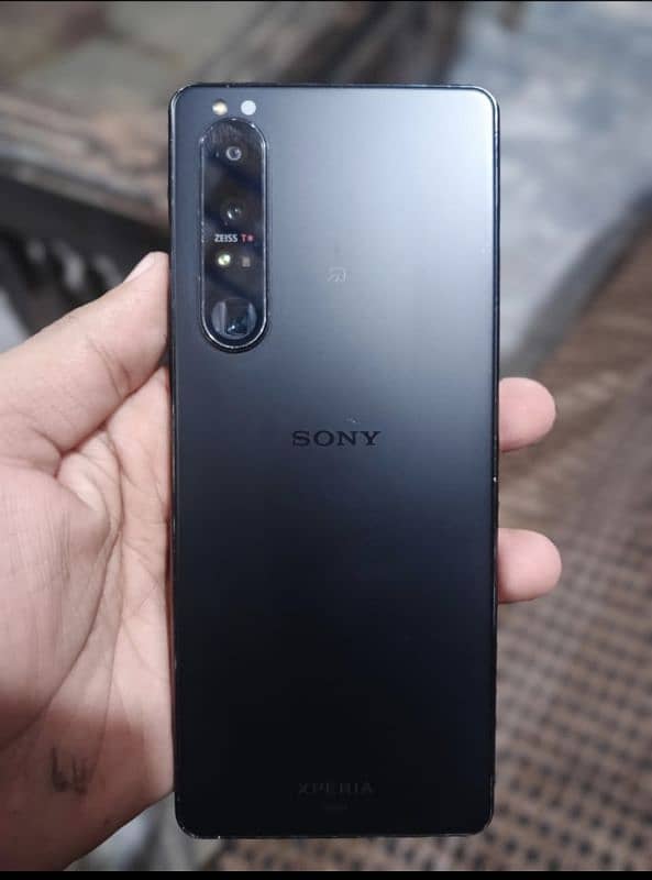 sony experia 1 mark 3 whatsapp 03138688358 0