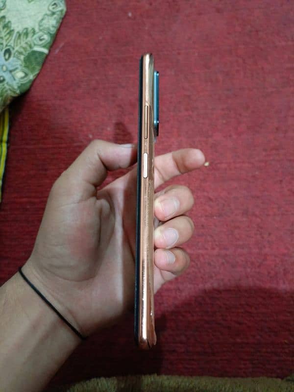 Redmi note 10 pro, 6/128, condition 10/10, with original box charger 4