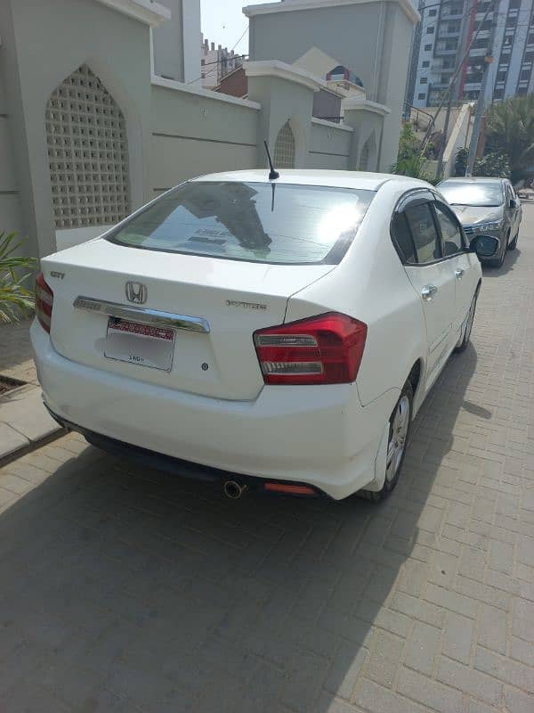 Honda City IVTEC 2018 Original Excellent Condition 4