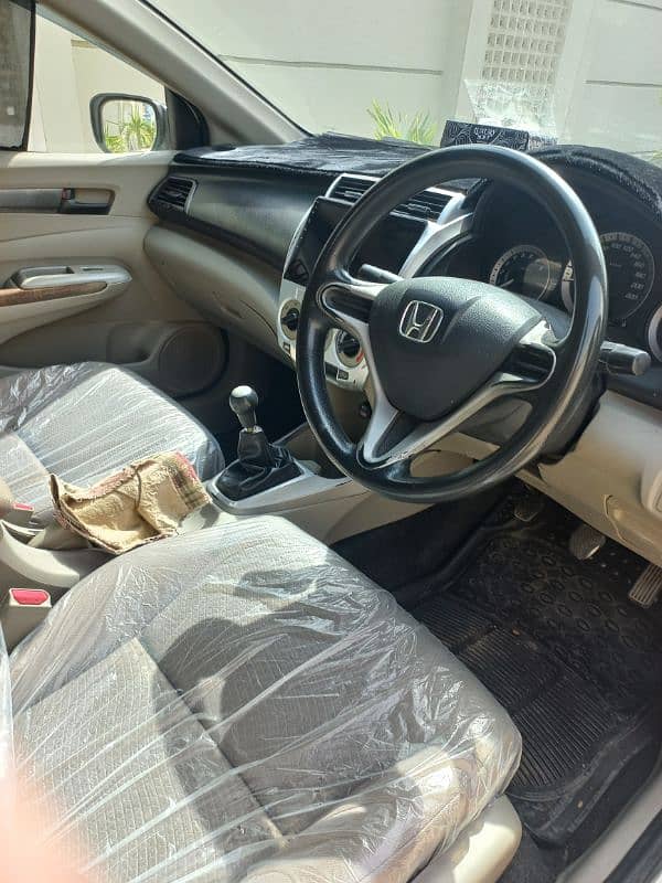 Honda City IVTEC 2018 Original Excellent Condition 6