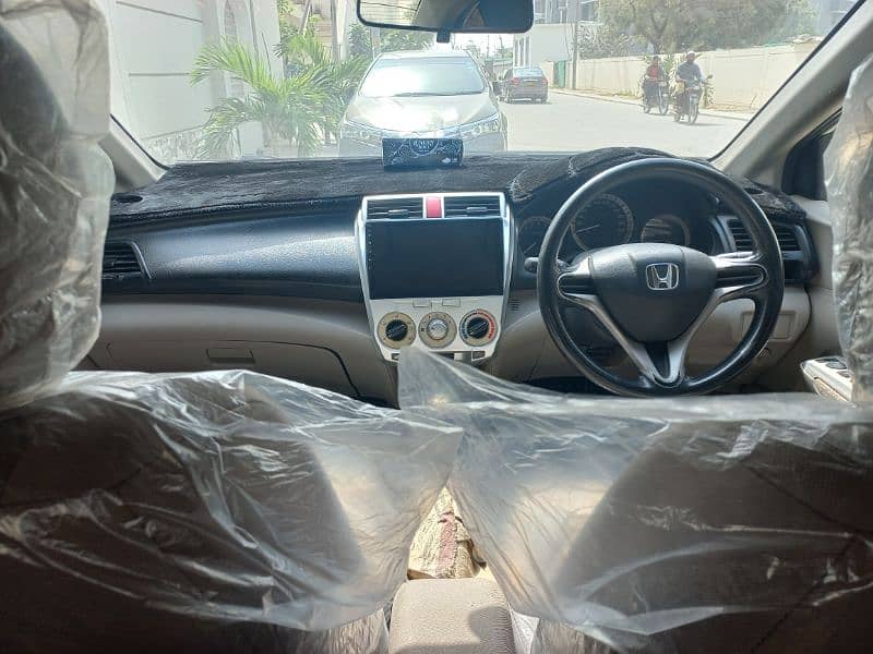 Honda City IVTEC 2018 Original Excellent Condition 9